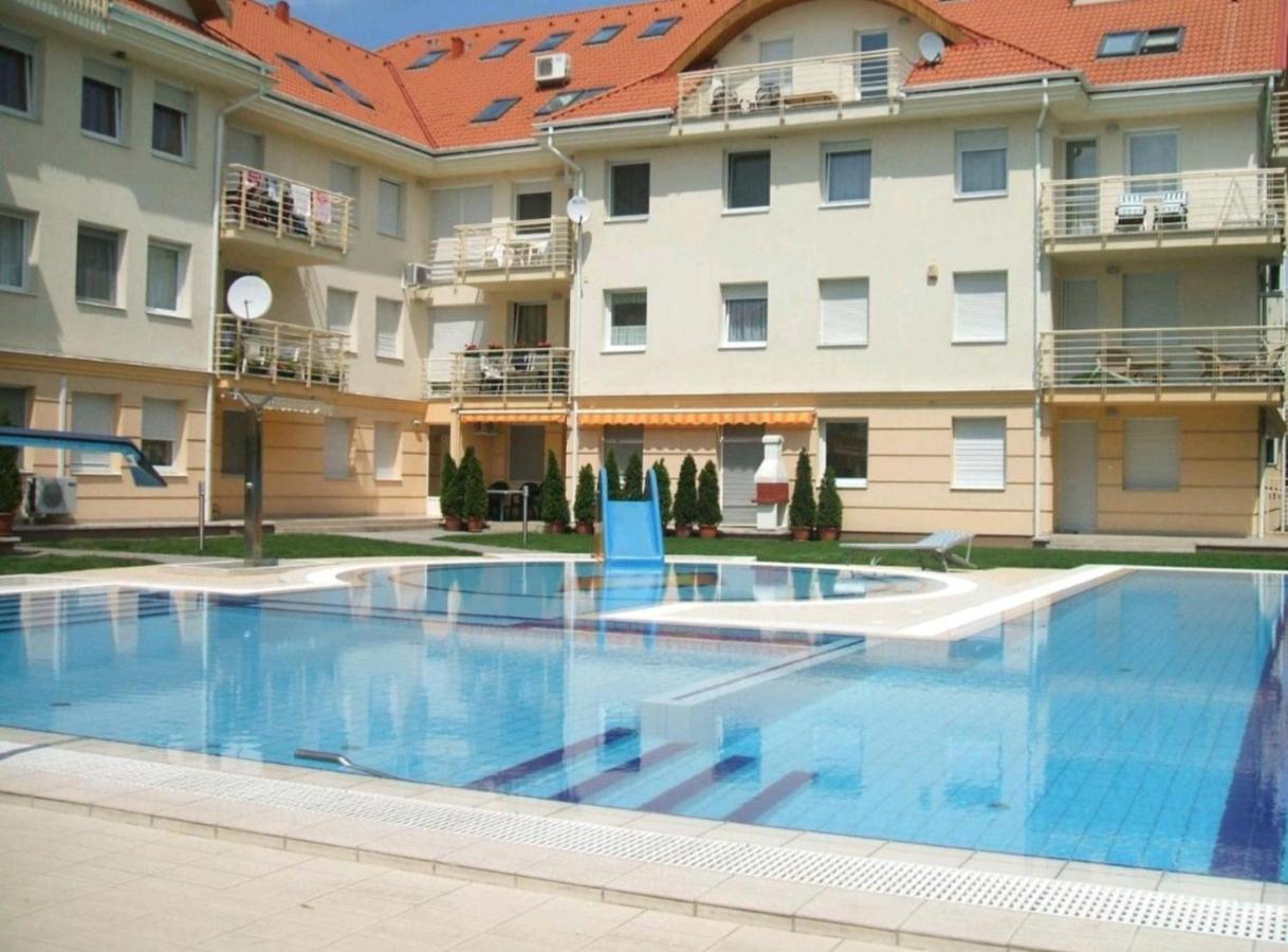 Ferienwohnung Relax Wellness Studio Hajdúszoboszló Exterior foto